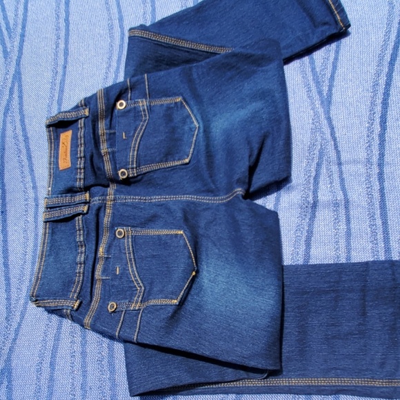 Fashion 2 Love Jeans - Picture 4 of 4